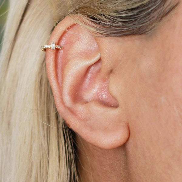 Helix hoop,helix earring,diamond,huggie hoop earrings,14k solid gold,diamond•cartilage hoop•cartilage earring•helix piercing•tragus hoop