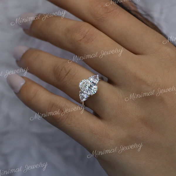 3.46TCW oval moissanite engagement ring,Three stone moissanite ring,white gold,trillion&oval cut moissanite cluster ring,unique wedding ring