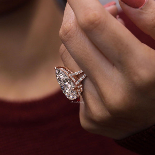 Pear Moissanite Ring Rose Gold 14CTpear shaped Engagement Ring Large Statement Cocktail Ring Split Shank Wedding Anniversary Ring for women