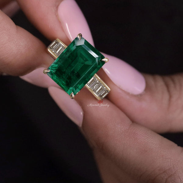 green emerald 14k gold anniversary ring for women