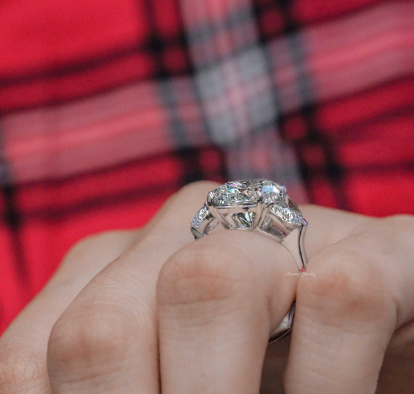 6 CT Three stone Moissanite oval engagement ring,celebrity style huge big large,side moon&oval cut moissanite engagement ring,wedding ring