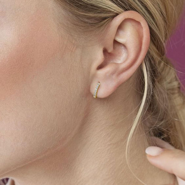 huggie hoop earrings,diamond huggies,14k solid gold huggie earrings,diamond hoops,cartilage hoop,cartilage earrings•helix hoop•tiny hoops