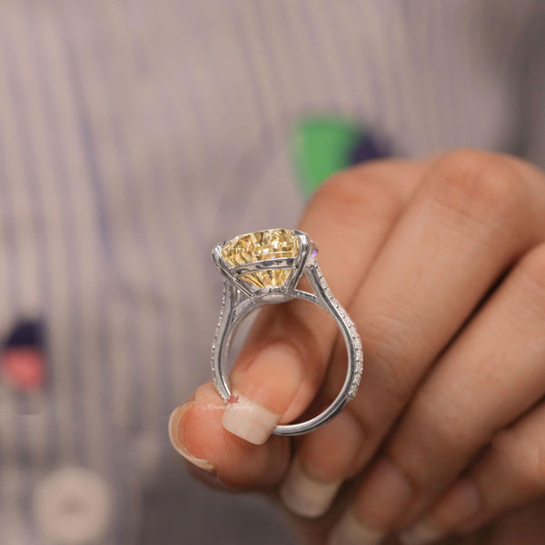 21 CT Canary yellow pear shaped engagement ring large moissanite fancy yellow diamond statement cocktail ring yellow sapphire ring wedding