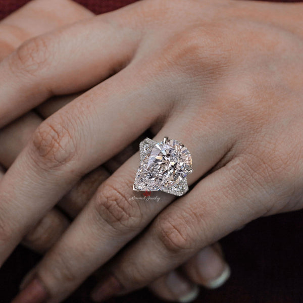 Pear Moissanite Ring Three Stone Engagement Ring 10 CT Pear Shaped Wedding Ring Split Shank 14k Gold Jewelry Statement Anniversary gift ring