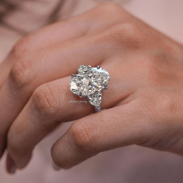 9 CT Large Three stone oval moissanite engagement ring,hidden halo,unique celebrity style,heart&big oval cut moissanite,Luxury wedding ring