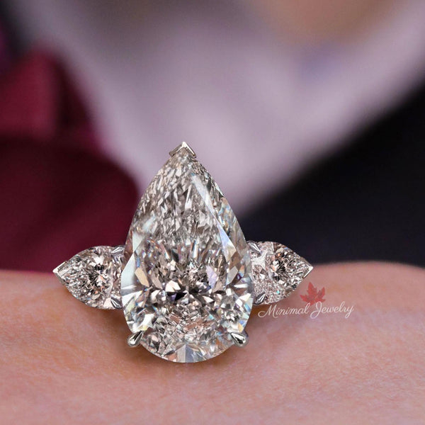 9 CT Large pear Shaped engagement ring Three stone Pear moissanite ring unique celebrity style teardrop ring,pear cut Luxury wedding ring