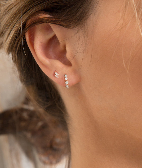 huggie hoop earrings,diamond huggie earrings,14k solid gold hoops,cartilage hoop,cartilage earring,diamond hoops•mini•small hoop earrings