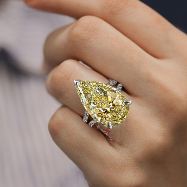 21 CT Canary yellow pear shaped engagement ring large moissanite fancy yellow diamond statement cocktail ring yellow sapphire ring wedding