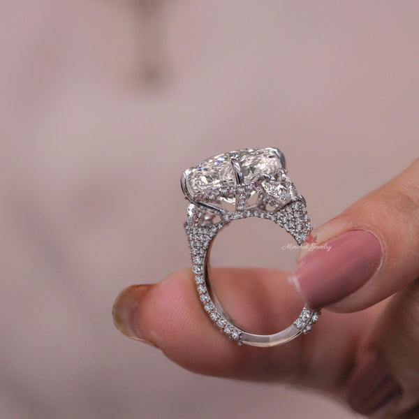 Oval Moissanite Wedding Ring 14K Gold Three Stone Engagement Ring with Hidden Halo Thick Band Statement Anniversary Ring for Women