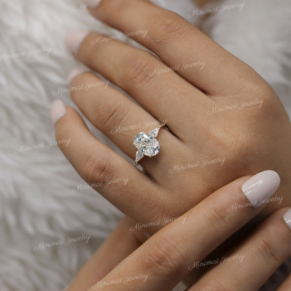 3.4 TCW three stone oval engagement ring,Moissanite cluster ring,bezel set kite cut&oval cut Moissanite three stone ring,unique wedding ring