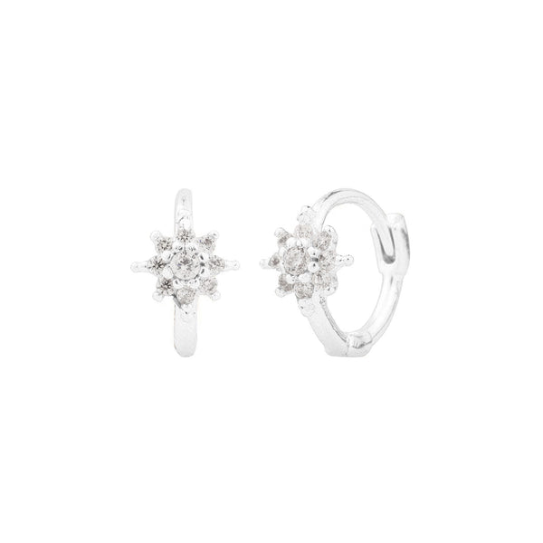 14k gold cartilage hoop,helix hoop,cartilage earring,piercing helix,solid gold hoops,huggie earrings•flower•helix earring•tiny gold hoops