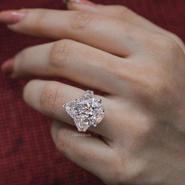 Pear Moissanite Ring Three Stone Engagement Ring 10 CT Pear Shaped Wedding Ring Split Shank 14k Gold Jewelry Statement Anniversary gift ring
