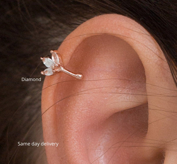 ear cuff no piercing,14k solid gold ear cuff,fake piercing,ear cuff earrings,fake helix piercing,helix cuff•cartilage cuff•diamond ear cuff