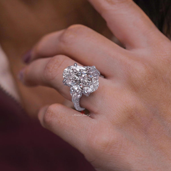 Oval Moissanite Wedding Ring 14K Gold Three Stone Engagement Ring with Hidden Halo Thick Band Statement Anniversary Ring for Women