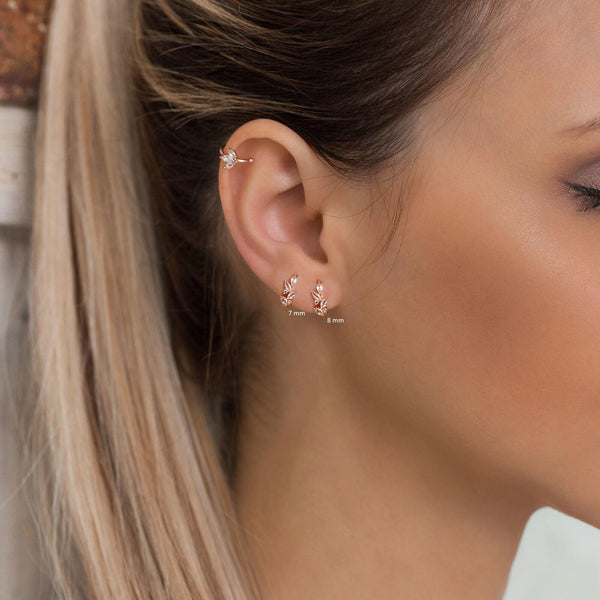 Huggie hoop earrings,14k solid gold,diamond huggie earrings,cartilage hoop,cartilage earring,diamond hoops•tiny•mini•small hoop earrings