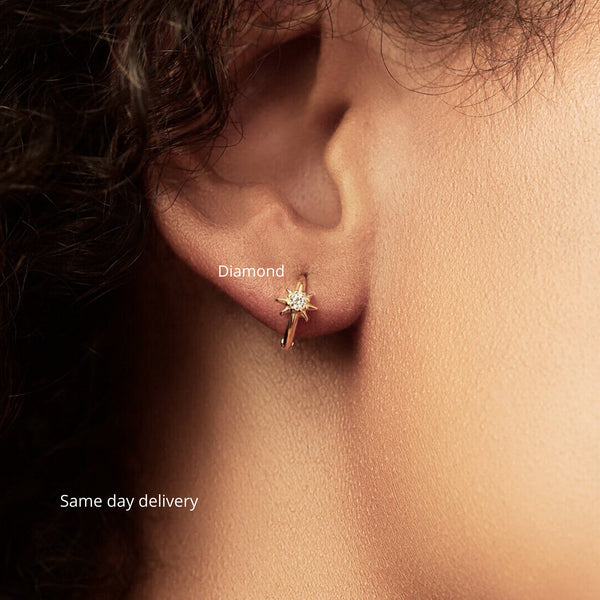 star hoop earrings,huggie hoop earrings,14k gold hoop earrings,tiny hoop earrings,dainty hoop earrings,mini hoop earrings•starburst earrings